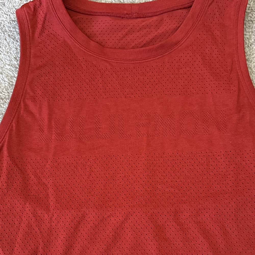 Lululemon breeze by muscle tank top - Picture 2 of 4